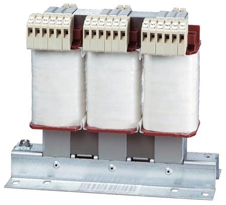 Trefaset styretransformer